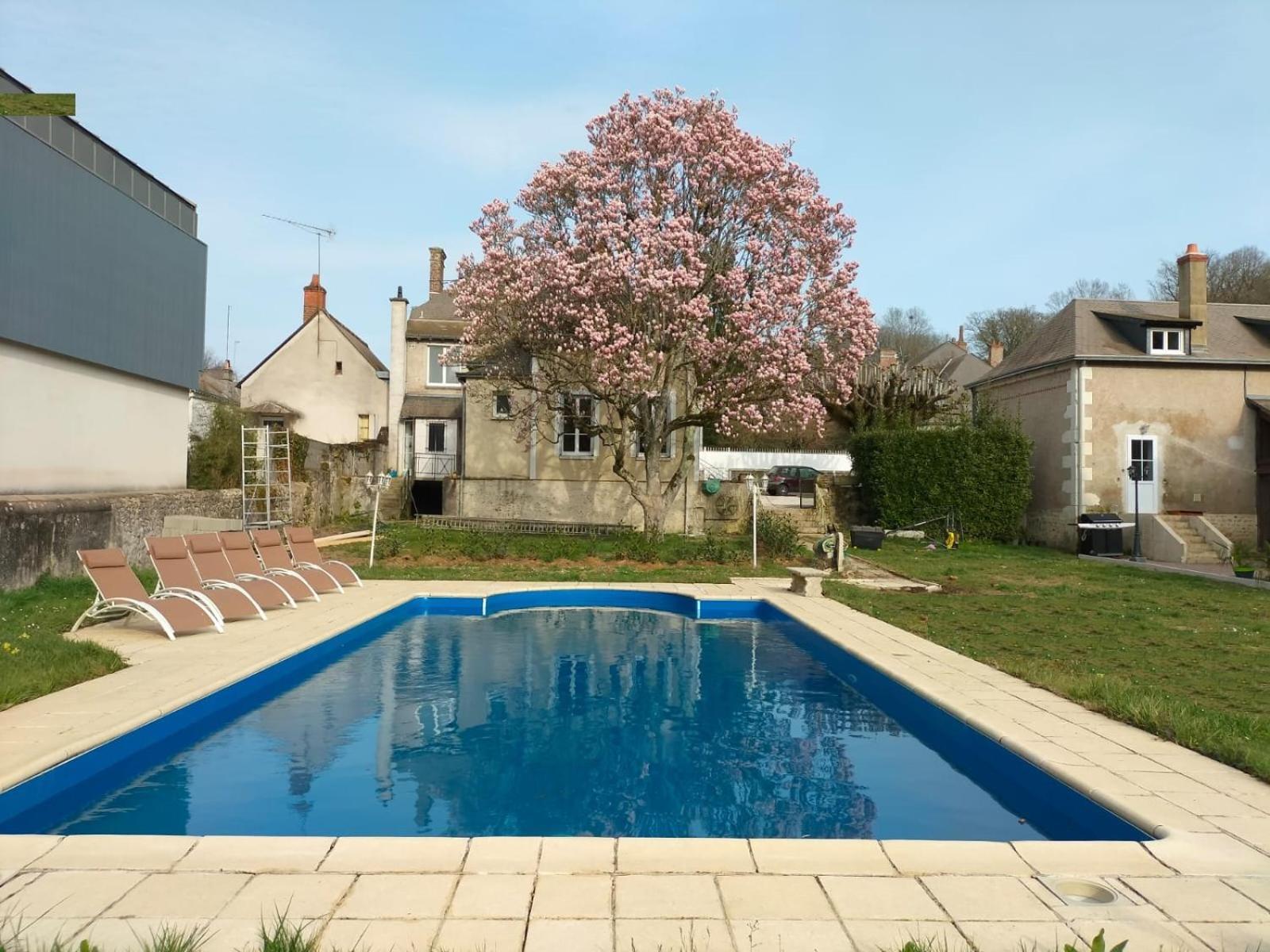 Le Domaine Du Cerf - Gites, Nature Et Spa Saint-Ouen-les-Vignes Εξωτερικό φωτογραφία
